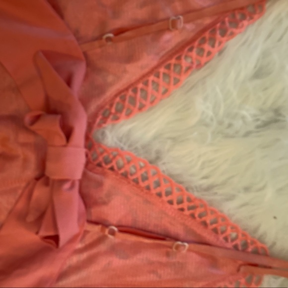 Coral embroidered sun dress - Picture 4 of 4